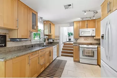 392 Cedar Street, Hanover, MA 02339 - Photo 11