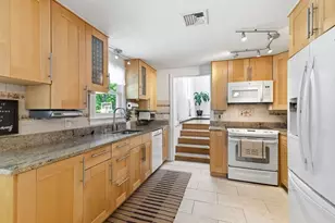 392 Cedar St, Hanover, MA 02339 - Photo 11