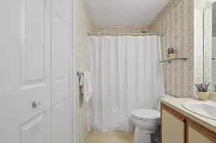19 Bourbon St, Peabody, MA 01960 - Photo 17