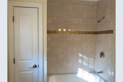272-2 Nevada St #2, Newton, MA 02460 - Photo 11