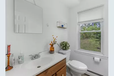 89 Knowles, Providence, RI 02906 - Photo 17
