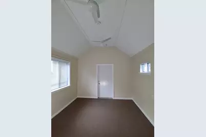 19 School St, Merrimac, MA 01860 - Photo 5