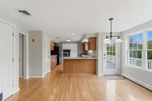 10 Wilson Dr, Uxbridge, MA 01569 - Photo 11