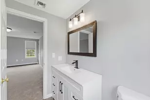 10 Wilson Dr, Uxbridge, MA 01569 - Photo 27