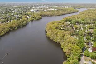 25 Tullson Ave, Seekonk, MA 02771 - Photo 5