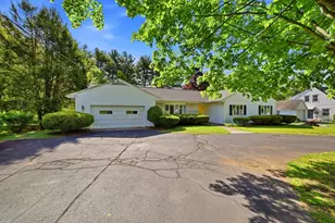 1303 Plumtree Rd, Springfield, MA 01119 - Photo 3