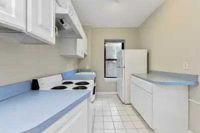 23 Temple St #4, Boston, MA 02114 - Photo 9