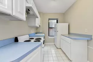 23 Temple St, Boston, MA 02114 - Photo 9