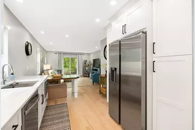 302 Western Ave #A, Gloucester, MA 01930 - Photo 3
