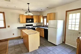 133 High St, Rochester, MA 02770 - Photo 3