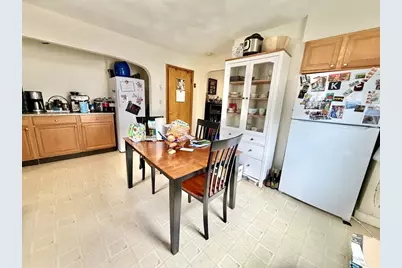 17 Clinton St #-, Newton, MA 02458 - Photo 9