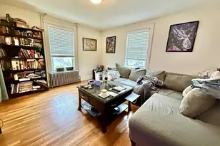 17 Clinton St, Newton, MA 02458 - Photo 5