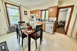 17 Clinton St, Newton, MA 02458 - Photo 9
