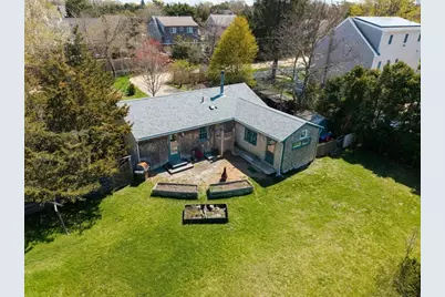 22 Firehouse, Oak Bluffs, MA 02557 - Photo 11