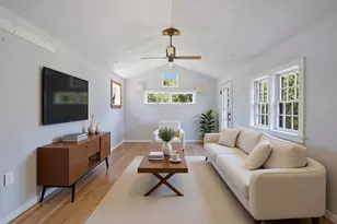 22 Firehouse, Oak Bluffs, MA 02557 - Photo 3