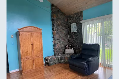 12 Willow Tree Rd, Tiverton, RI 02878 - Photo 5