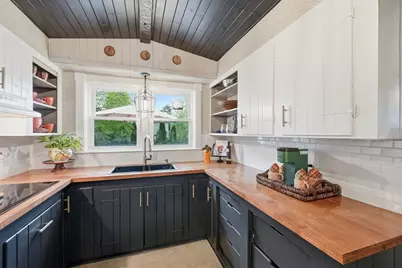 26 Fales St, Worcester, MA 01606 - Photo 11