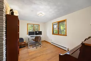 139 Gray St, Amherst, MA 01002 - Photo 21