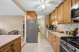 395 Merrimack St, Methuen, MA 01844 - Photo 11