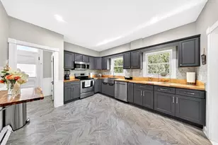 710 High St, Fall River, MA 02720 - Photo 23