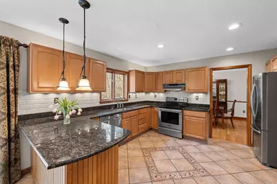 39 Hillside Dr, Sturbridge, MA 01566 - Photo 5