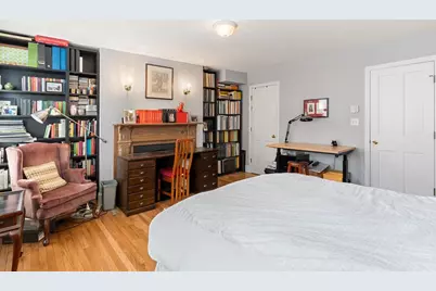 50 S Russell St #3, Boston, MA 02114 - Photo 11