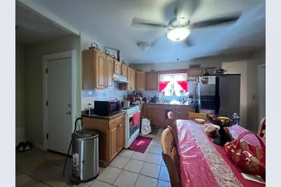 58 Bedford St, New Bedford, MA 02740 - Photo 9