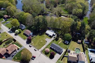 240 Paul Revere Terrrace, Taunton, MA 02780 - Photo 3