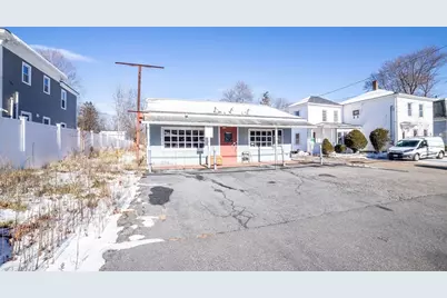 382 Water, Clinton, MA 01510 - Photo 3