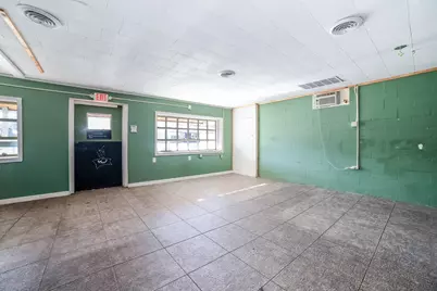 382 Water, Clinton, MA 01510 - Photo 11