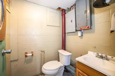 382 Water, Clinton, MA 01510 - Photo 23
