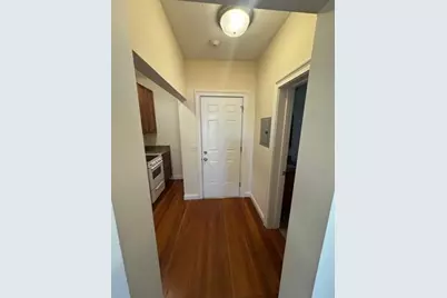 293 Broadway #2R, Methuen, MA 01844 - Photo 5