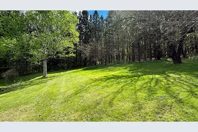 81 Clinton Rd, Sterling, MA 01564 - Photo 5