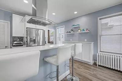 21 Dexter St, Holyoke, MA 01040 - Photo 7