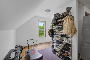 21 Dexter St, Holyoke, MA 01040 - Photo 33