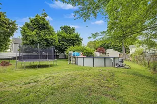 21 Dexter St, Holyoke, MA 01040 - Photo 39
