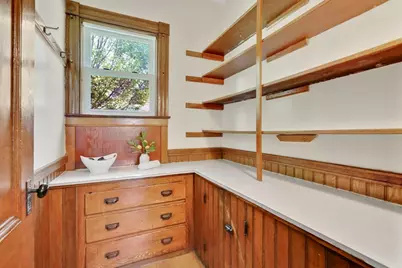 85 Garfield Ave, Easthampton, MA 01027 - Photo 11