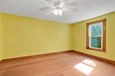 85 Garfield Ave, Easthampton, MA 01027 - Photo 29