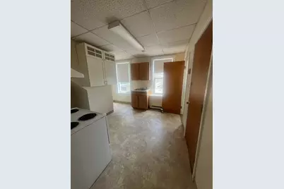 723 Washington St #2F, Newton, MA 02458 - Photo 5
