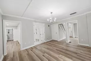 28 W Prescott St, Westford, MA 01886 - Photo 9
