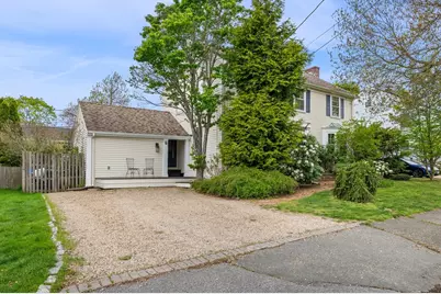 26 Pickwick Rd, Marblehead, MA 01945 - Photo 3