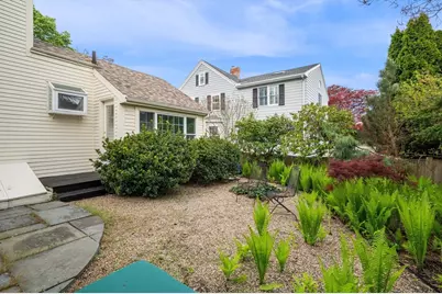 26 Pickwick Rd, Marblehead, MA 01945 - Photo 35