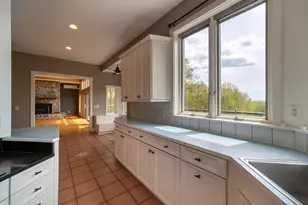 184 W Rd, Bernardston, MA 01337 - Photo 15