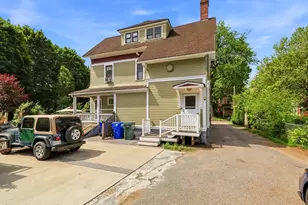 151 Bowdoin St, Springfield, MA 01109 - Photo 37
