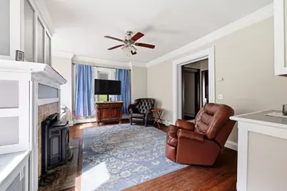 151 Bowdoin St, Springfield, MA 01109 - Photo 9