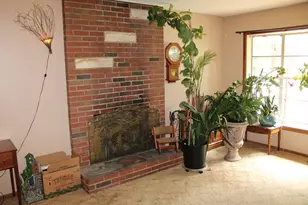 4 Skyline Dr, South Hadley, MA 01075 - Photo 7