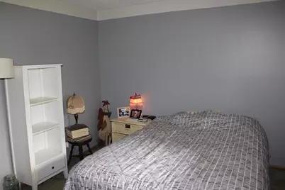 4 Skyline Dr, South Hadley, MA 01075 - Photo 9