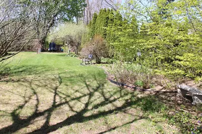4 Skyline Dr, South Hadley, MA 01075 - Photo 11