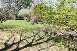 4 Skyline Dr, South Hadley, MA 01075 - Photo 11