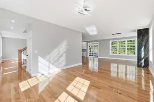 6 Barrows Rd, Worcester, MA 01609 - Photo 9